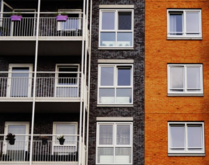 2018-01-01 15_31_46-Free stock photo of apartment, architecture, balcony