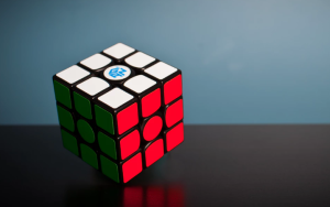 2019-03-11 08_23_28-Rubik’s cube photo by Olav Ahrens Røtne (@olav_ahrens) on Unsplash