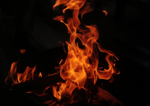 2020-06-10 22_21_15-shallow photography of wood burning photo – Free Fire Image on Unsplash